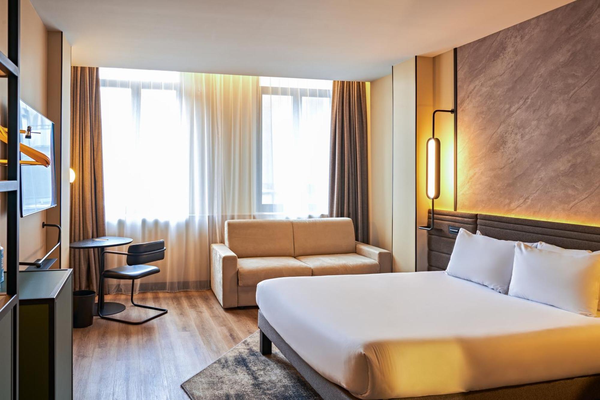 Novotel Centre Cathedrale Hotel