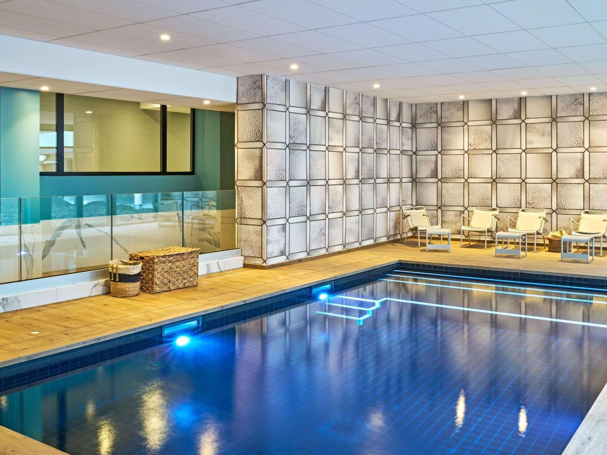 Hotel Novotel Centre Cathedrale 4*